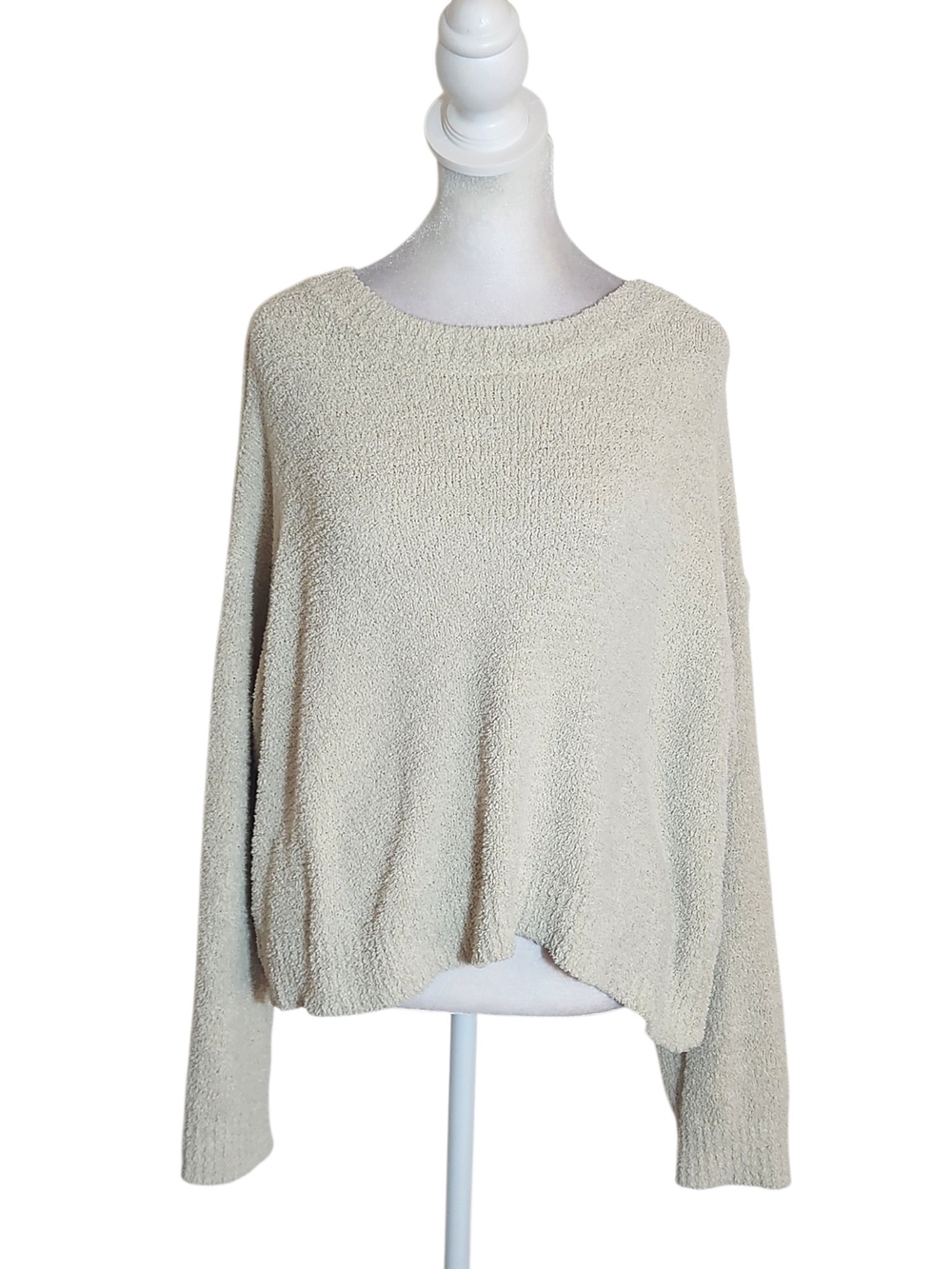 Double Zero Cream Fuzzy Cropped Sweater Size Small